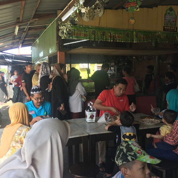 Kedai Makan Pokok Cherry - 25 tips from 849 visitors