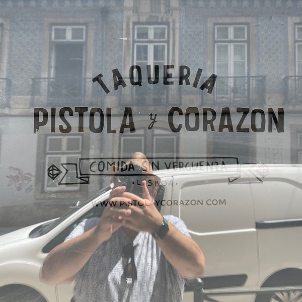 Photo taken at Taqueria Pistola y Corazon by Lou P. on 6/15/2021