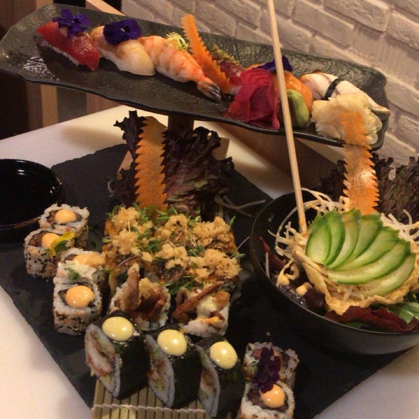 The coziest place for the best sushi rolls in town!