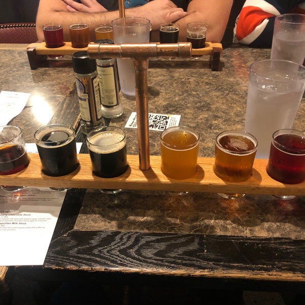 Foto scattata a Saugatuck Brewing Company da Donald H. il 10/23/2020