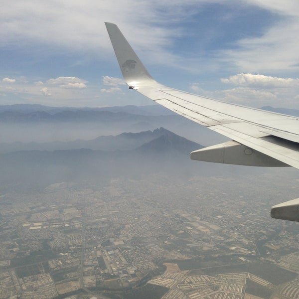 Foto diambil di Bandar Udara Internasional Monterrey (MTY) oleh Genaro L. pada 5/8/2013
