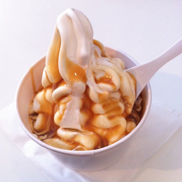 4/27/2014にBlá Blá B.がGood Q Frozen Yogurt &amp; Cafeで撮った写真