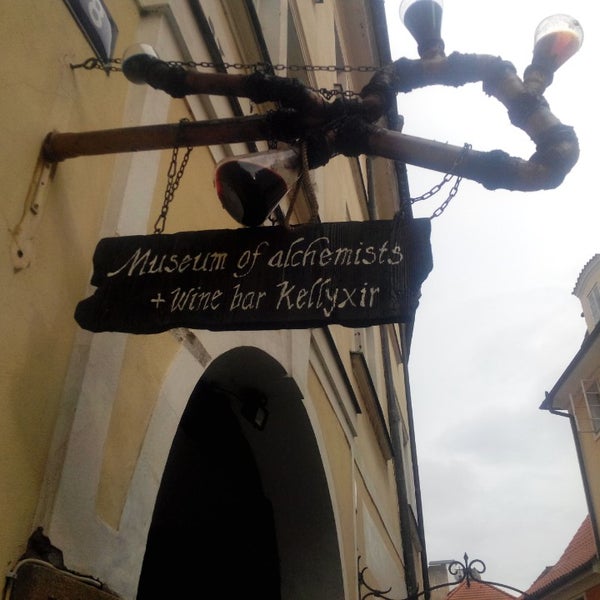 Photo taken at Museum of Alchemists and Magicians of Old Prague by Владимир Ф. on 5/27/2014