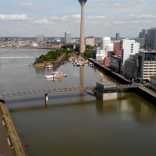 Photo taken at INNSIDE Düsseldorf Hafen by Ксения И. on 5/8/2015
