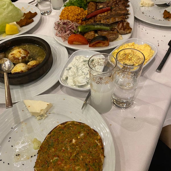 Снимок сделан в Şirnaz Ocakbaşı Restaurant пользователем .. 11/25/2021