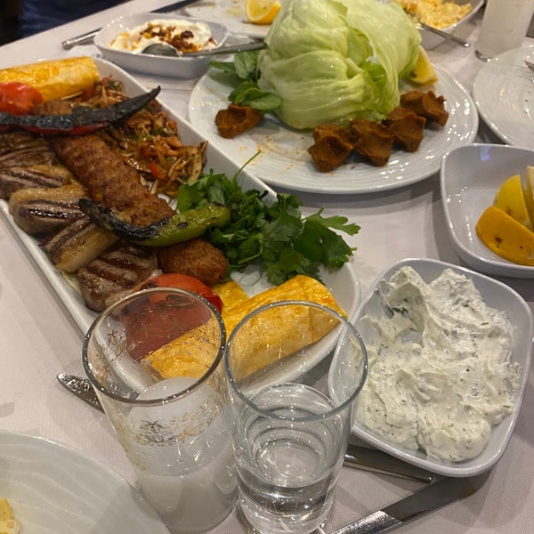 Снимок сделан в Şirnaz Ocakbaşı Restaurant пользователем .. 11/10/2021