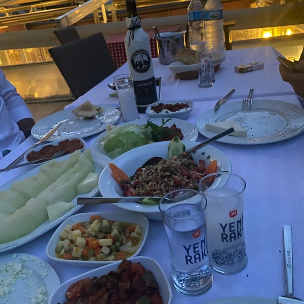 Foto tomada en Şirnaz Ocakbaşı Restaurant  por .. el 9/19/2021