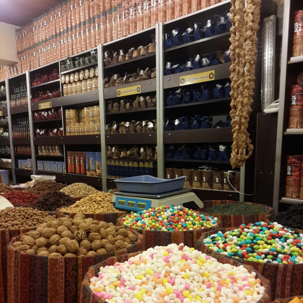 Artuklu Kuruyemiş Mardin�de Şekerci Dükkanı
