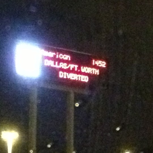 Cell phone waiting area BNA Airport Nashville, TN