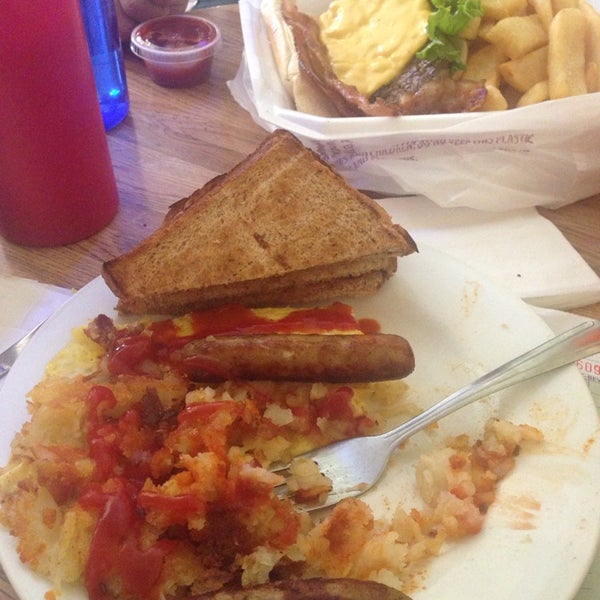 Photos at Peanuts Deluxe Cafe Downtown San Jose 29 tips from 805 visitors