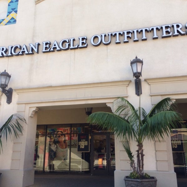 American Eagle Outlet Clothing Store in International Gateway of The