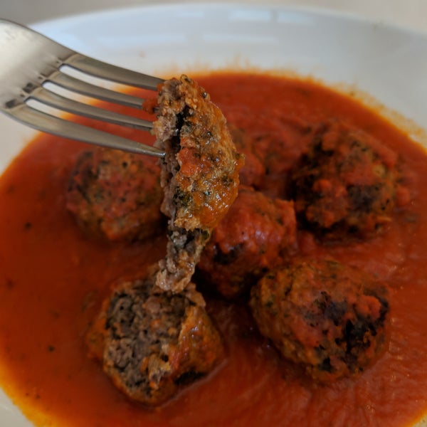 If you haven't had a chance to try Chef Pablo Merida's world famous meatballs, then you are really missing out. Come by for some great Italian Food in Brentwood