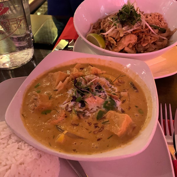 Reservations highly recommended as its very popular with very few tables for walk-ins. The Thai food is legit good. Panang curry was aromatic and excellent, so was the well-fried Pad Thai.