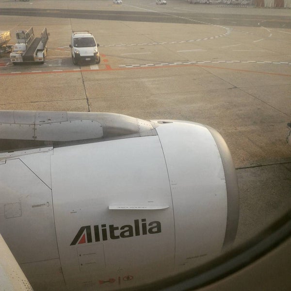 7/6/2015에 Magdalene B.님이 Aeroporto di Milano Linate (LIN)에서 찍은 사진