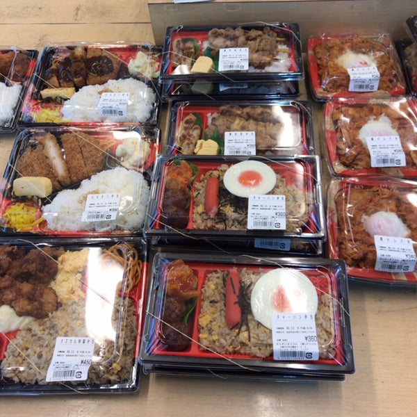 Photos A 南のｺﾝﾋﾞﾆ オスカル Superette A 大阪市中央区