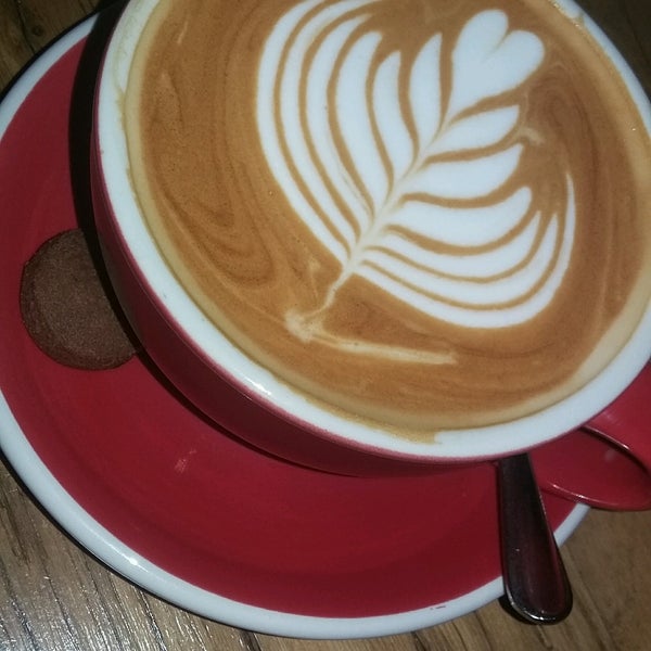 9/1/2016에 Berçem A.님이 Mahalo Coffee Shop에서 찍은 사진