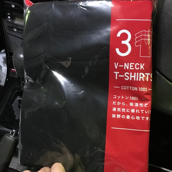 ユニクロ - Clothing Store in 拳母地区