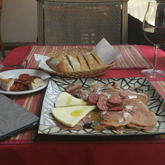 2/19/2014 tarihinde Pedro C.ziyaretçi tarafından Restaurante La Finca Española'de çekilen fotoğraf