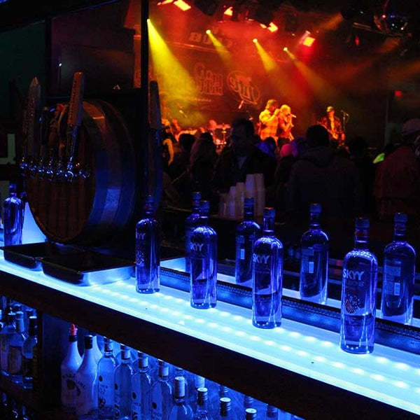 Foto tirada no(a) The Club  Bar &amp; Grill por The Club  Bar &amp; Grill em 2/7/2014