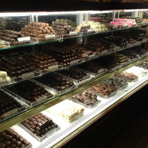 5/14/2013にChelsea B.がLa King&#39;s Confectioneryで撮った写真
