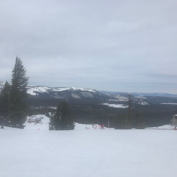 Снимок сделан в Mammoth Mountain Ski Resort пользователем Dianna N. 12/17/2019