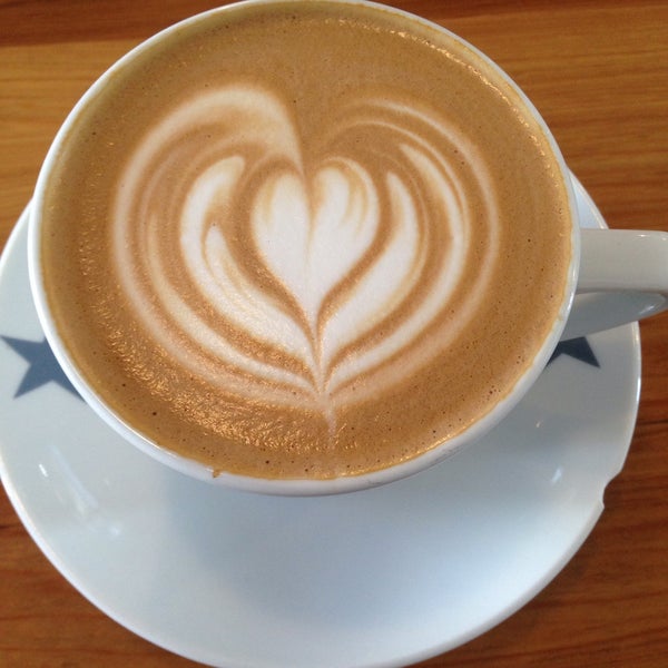 11/7/2015에 Dianna N.님이 Rowster Coffee에서 찍은 사진