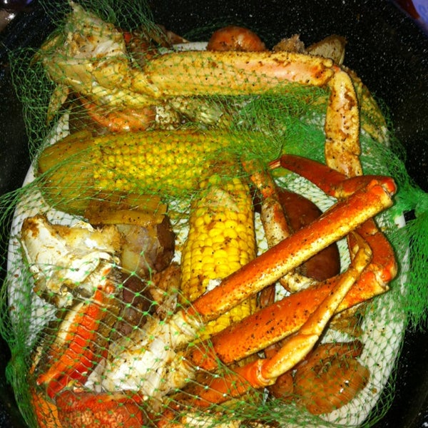 Joe's Crab Shack (Now Closed) Seafood Restaurant in Vancouver