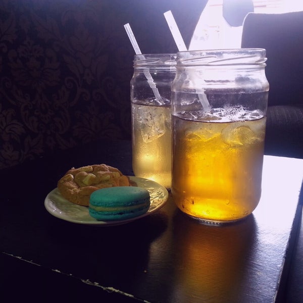 5/30/2014にLeon J.がPorcelain Tea Barで撮った写真