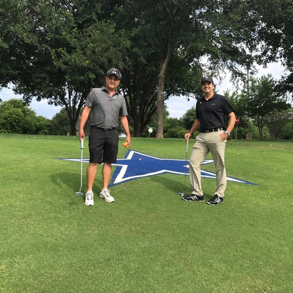 Foto scattata a Cowboys Golf Club da iPhone V. il 6/10/2017