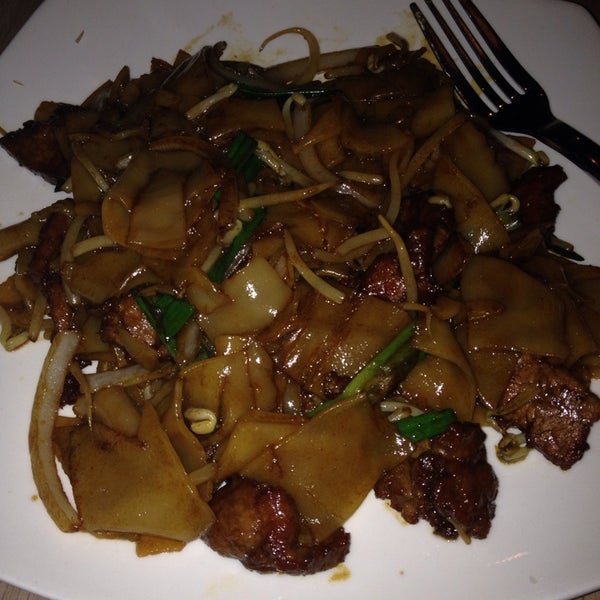 Снимок сделан в Uncle Ted&#39;s Modern Chinese Cuisine пользователем Sonia J. 1/15/2014