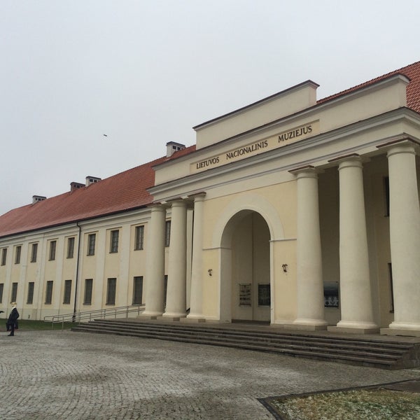 รูปภาพถ่ายที่ Lietuvos nacionalinis muziejus | National Museum of Lithuania โดย Maksym M. เมื่อ 12/17/2015
