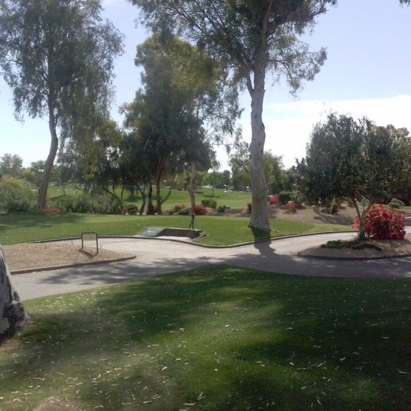 Das Foto wurde bei Gainey Ranch Golf Club von Krista B. am 3/26/2014 aufgenommen