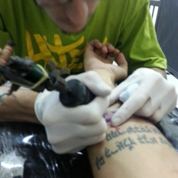 Photo taken at House of Pain RJ - Tattoo &amp; Piercing Center by Sergio F. on 2/20/2014