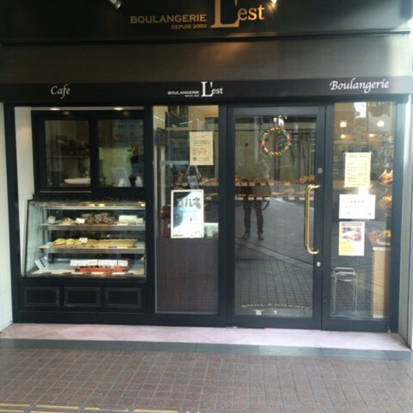 Кафе кондитерская la petite Boulangerie