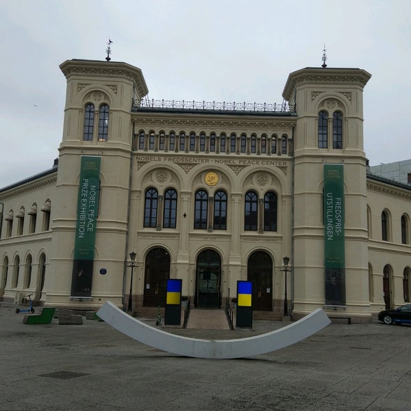 Photo taken at Nobel Peace Center by Aslı 🎶 on 3/10/2022