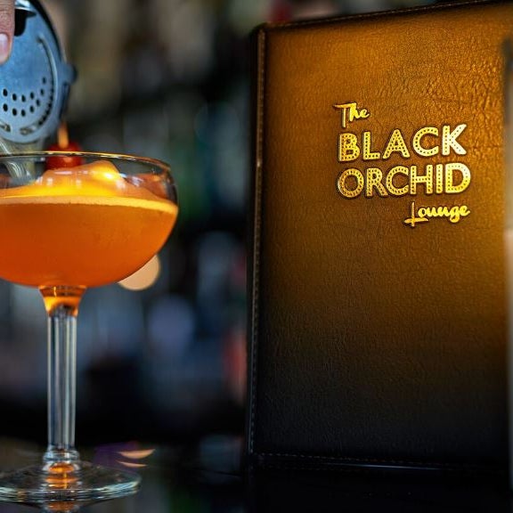 10/28/2016 tarihinde The Black Orchid Loungeziyaretçi tarafından The Black Orchid Lounge'de çekilen fotoğraf