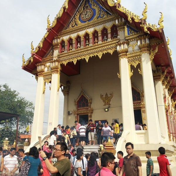 The Thai Chetawan Temple Wat Chetawan Travel Guidebook Must Visit Attractions In Petaling Jaya The Thai Chetawan Temple Wat Chetawan Nearby Recommendation Trip Com