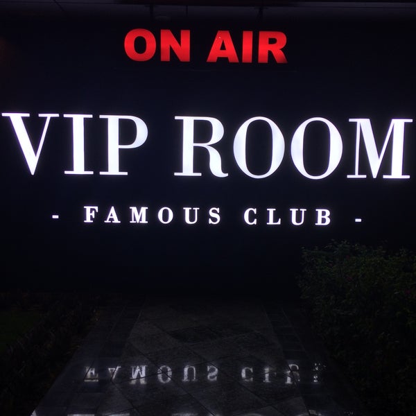 Foto tomada en Vip Room Dubai  por Ovunc T. el 12/18/2014