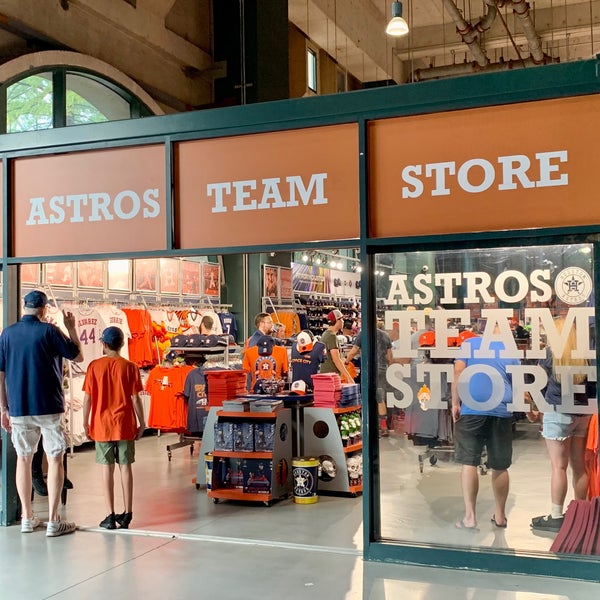 Astros Team Store, Locations