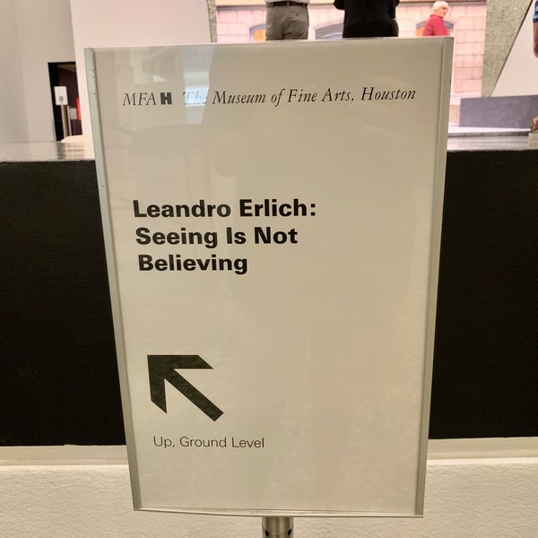 Foto diambil di Museum of Fine Arts Houston oleh Richard G. pada 8/8/2022