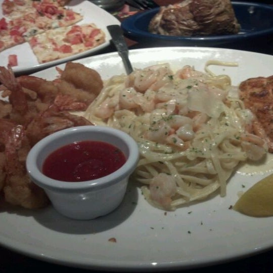 Photo taken at Red Lobster by Kevin N. on 4/26/2012