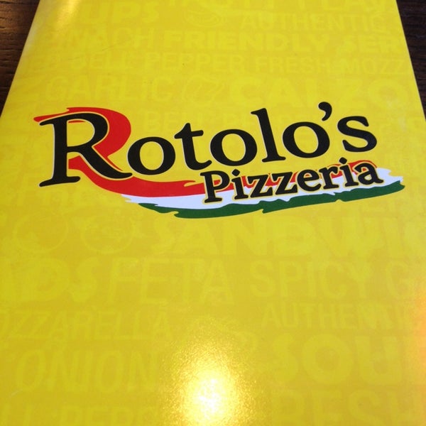 Foto scattata a Rotolo&#39;s Pizzeria da Bobby H. F. il 3/19/2014