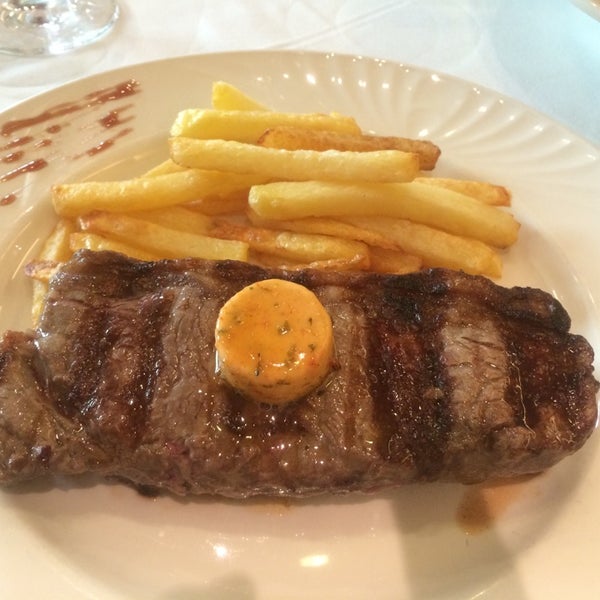 Photo taken at El Churrasco Restaurante - Las Palmas by Francisco José B. on 9/7/2014