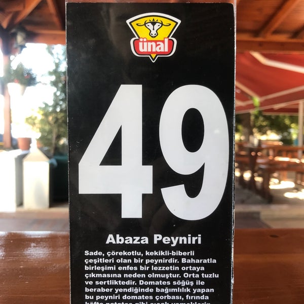 Foto tirada no(a) Ünal Peynircilik por Emir Azim Zade . em 8/12/2019