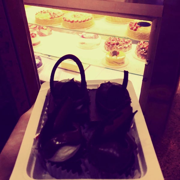 Photos At Ladan Pastry Shop شیرینی لادن منطقه ۱ 44 Tips