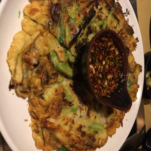 11/5/2018에 Alexander S.님이 Sushi Cafe &amp; Shilla Korean Restaurant에서 찍은 사진