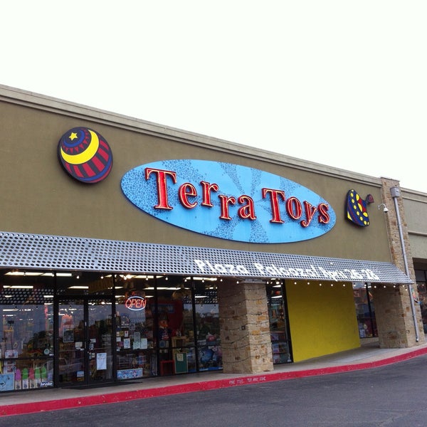 4/17/2013 tarihinde Carlos d.ziyaretçi tarafından Terra Toys'de çekilen fotoğraf