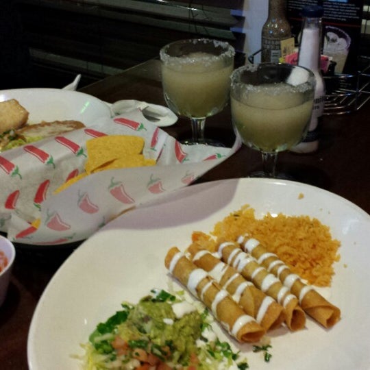 2/22/2014 tarihinde John W.ziyaretçi tarafından Salsa&#39;s Mexican Grille'de çekilen fotoğraf