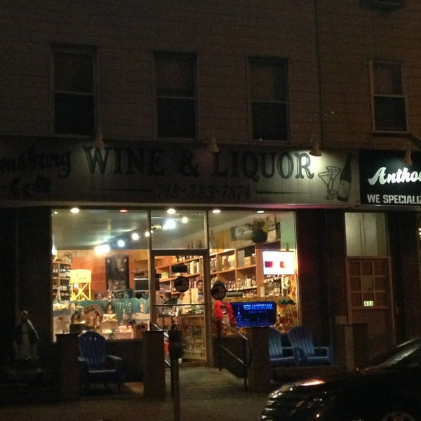 Photo taken at Williamsburg Wines &amp; Liquors by Marcello D. on 12/22/2012