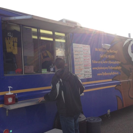 Photo taken at The Roaming Buffalo Food Truck by Tom O. on 11/17/2012